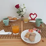 Bed & Breakfast 123